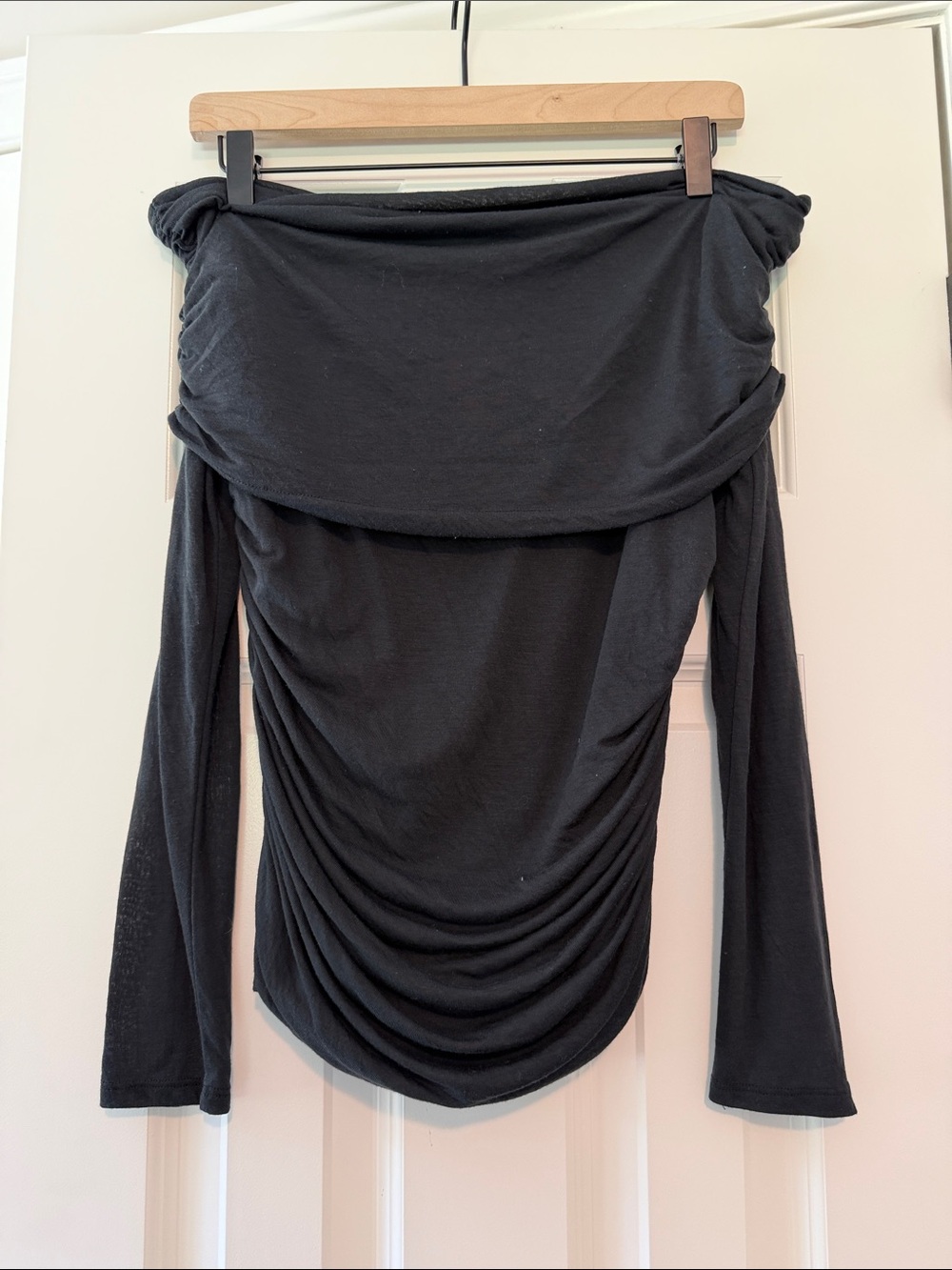Abercrombie Black Off-Shoulder Foldover Ruched Long-Sleeve Top -